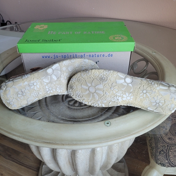 Josef Seibel European comfort shoes, size 8.5, bark color, leather - Picture 6 of 11